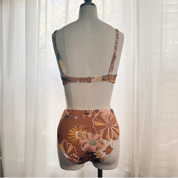 ROXY 70’s inspired bloom boogie bikini - Picture 2 of 5